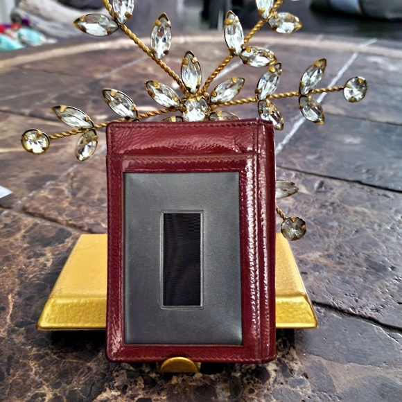 Yves Saint Laurent San Lorenzo Burgundy Patent Leather small  Bifold Wallet - Picture 4 of 11